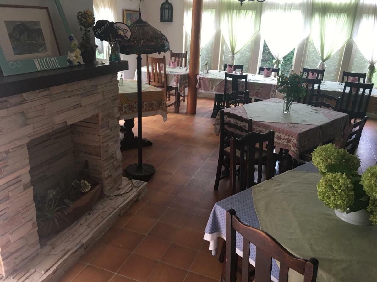 Forest Villa Olive Futo Eksteriør billede